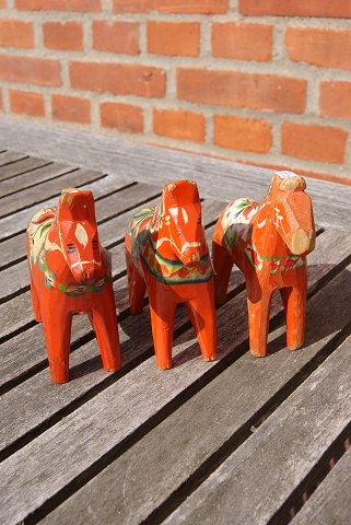 Red Dala horses from Sweden H 9.5cms