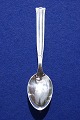 Regent Victoria silver plated 
dessert spoons 17.5cms