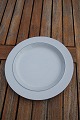 Blue Line Danish faience porcelain, round serving 
dishes 32.5cm