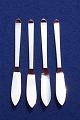 Danish solid silver flatware by Boesen. Set of 4 
paté knives 11.8cm, all of silver
