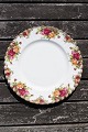 Old Country Roses English bone China porcelain. Dinner plates 24cm