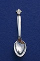 Acanthus Georg Jensen Danish sterling silver 
flatware, dessert spoons 17.5cm