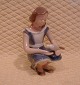 B&G figurine No 2340, Girl feeding dove
