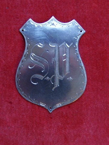 Coat shield in Danish solid silver