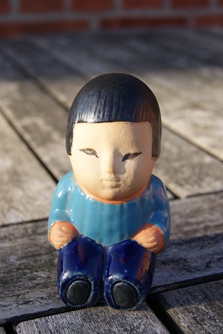 Lisa Larson Swedish ceramics, the figurine Mei in the series children of the world