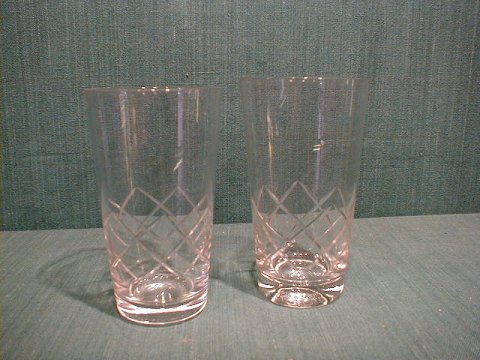 Edith glassware. Beer glasses