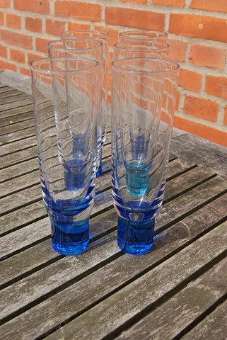6 svenske drinks glas på blå fod fra SagaForm 19cm