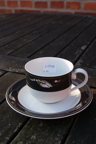 Magnolia Black Danish porcelain, settings coffee cups