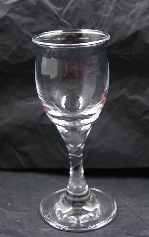 Ideelle clear glassware by Holmegaard, Denmark. Schnapps glasses 12.5cm