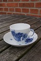 Blue Flower Curved Danish porcelain. Settings small coffe cups