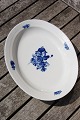 Blue Flower Plain Danish porcelain. Oval serving 
dish
33.5cm