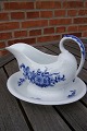 Blue Flower Plain Danish porcelain. Large sauce boat on fixed stand from 1923-1934