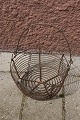 Basket with handle in steel wire. Swedish tramp work