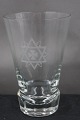 Dänische Freimaurer Gläser, Biergläser mit Symbolen verziert auf kantigem Fuss
