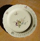 Frisenborg with gold rim Danish porcelain, large, 
round dish 1563, Ö 32.5cm