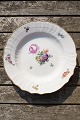 Full Saxon Flower Royal Copenhagen Danish 
porcelain, Dinner plates No 1621, Ö 25.5cm