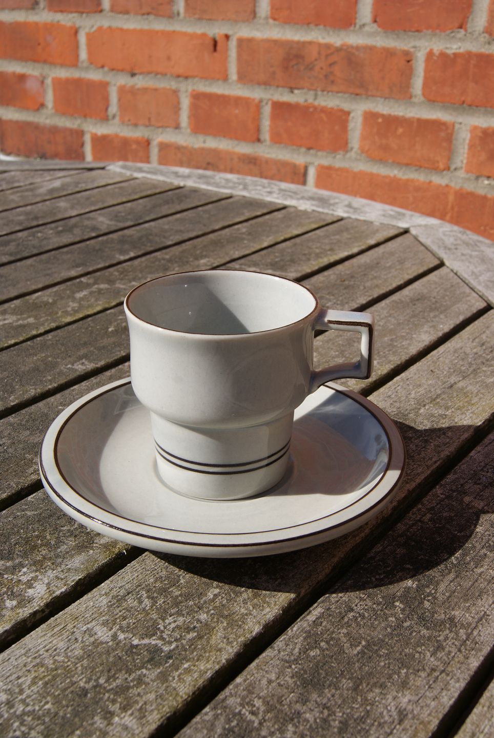 Total panik kobling Antikkram - Colombia Danish stoneware service by B&G, settings coffee of 2  items